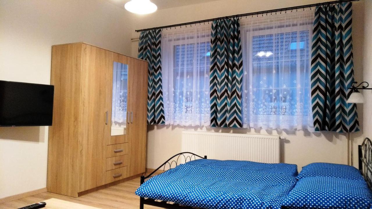 Apartmany Kukacci Hnizdo Benesov nad Ploucnici Exterior foto